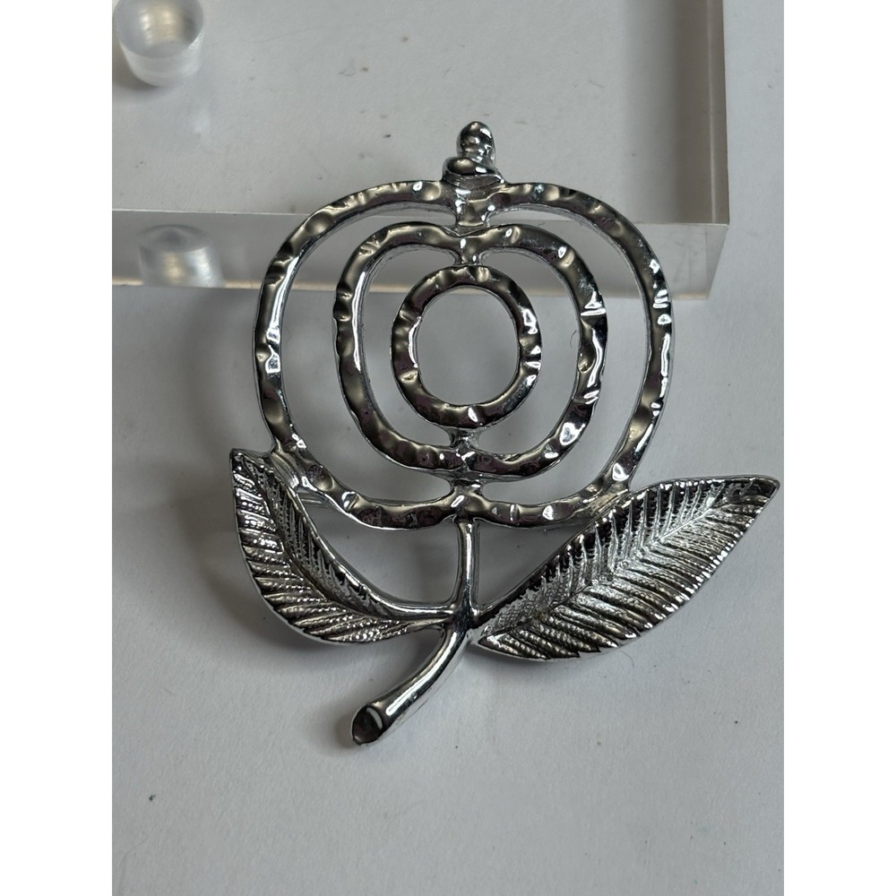 Vintage Sarah Coventry Open Flower Brooch Silver Tone